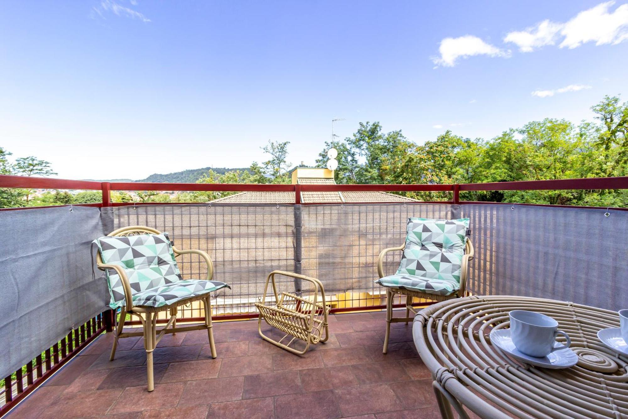 Parking & Terrace - Large 90 Mq - Self Check-In & Remote Access Appartement Como Buitenkant foto
